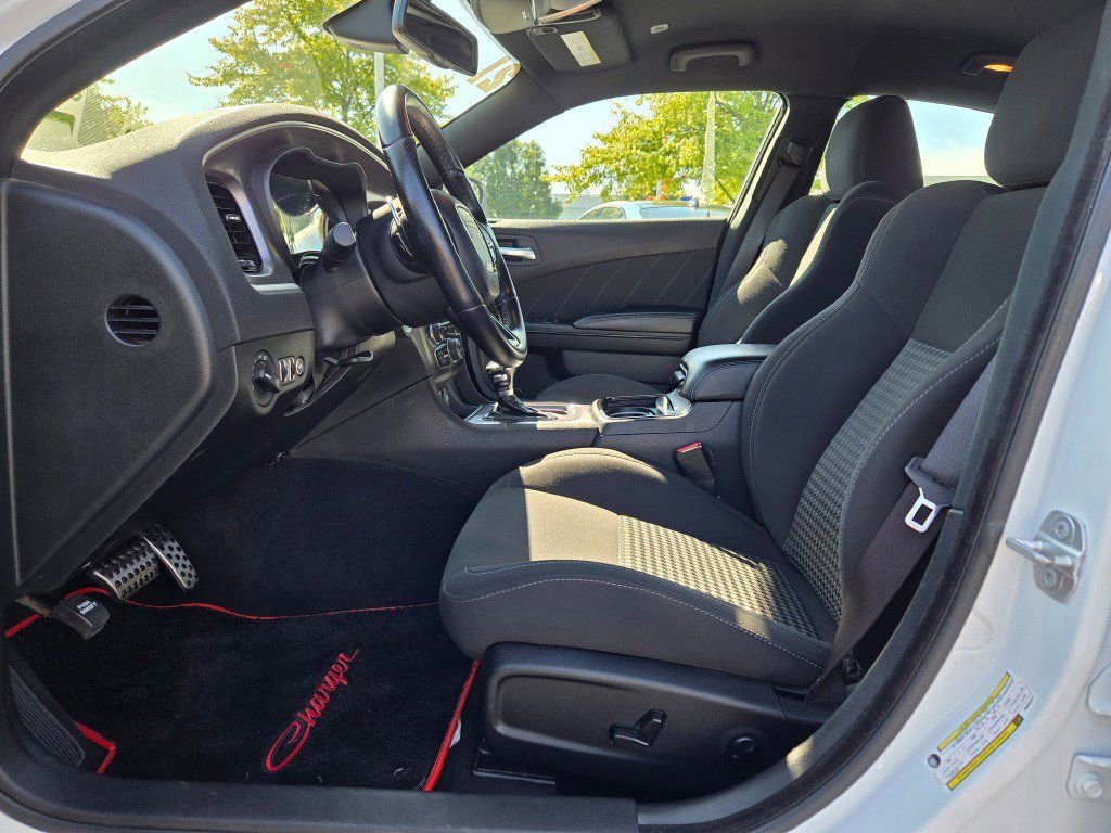 Used 2021 Dodge Charger GT w/ Blacktop Package RWD image 18