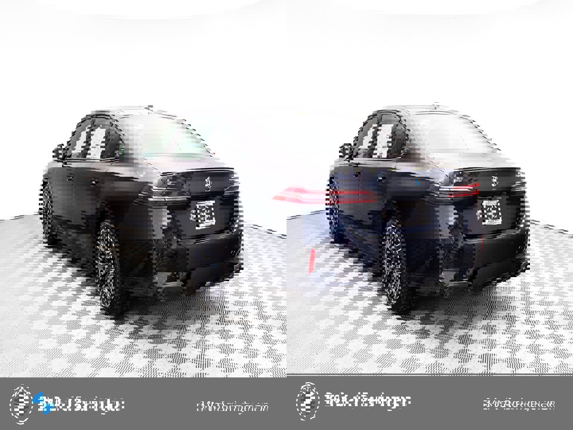 New 2026 BMW 530i xDrive w/ M Sport Package image 3