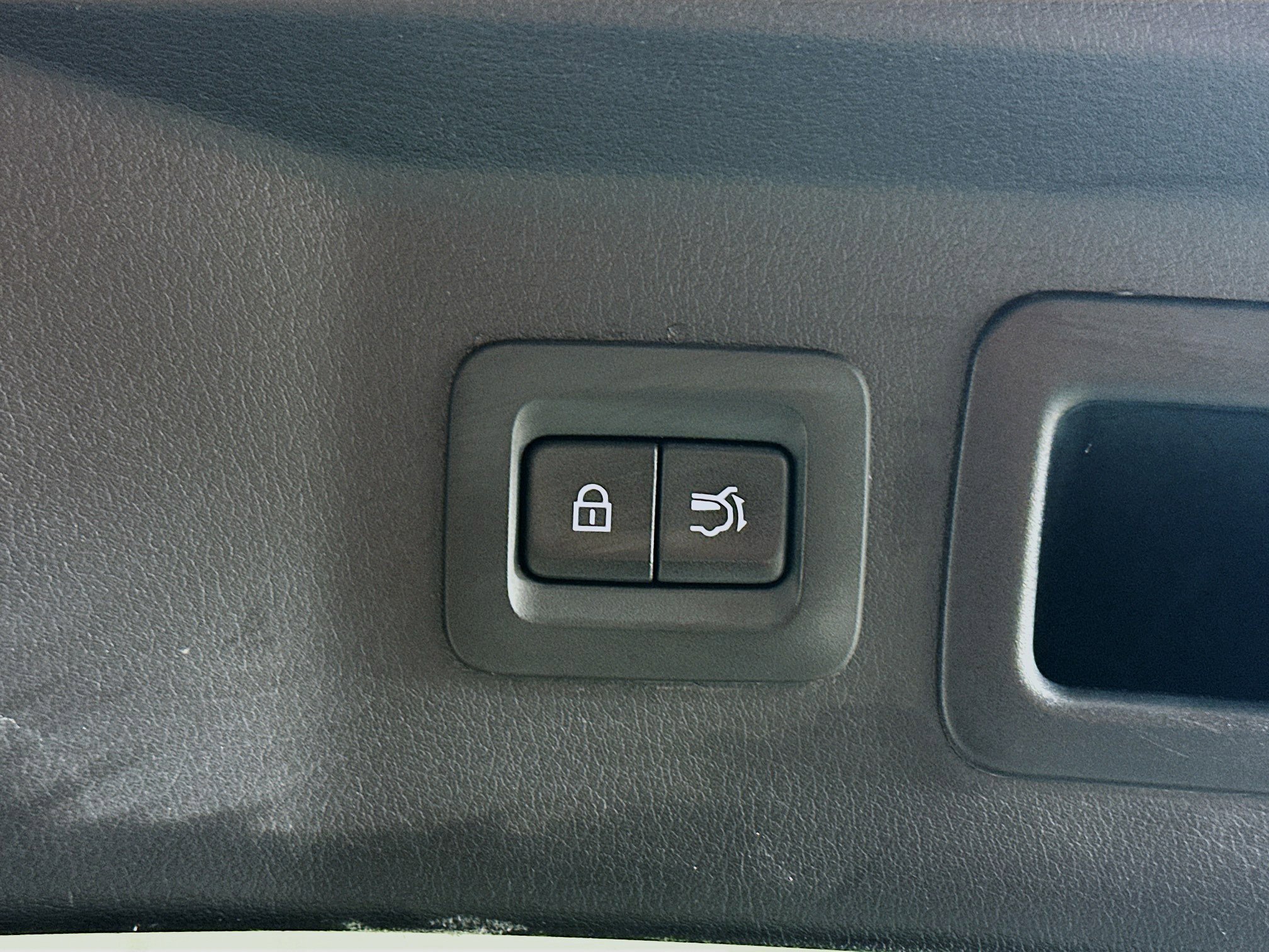 Used 2024 MAZDA CX-90 3.3 Turbo w/ Premium Package image 32