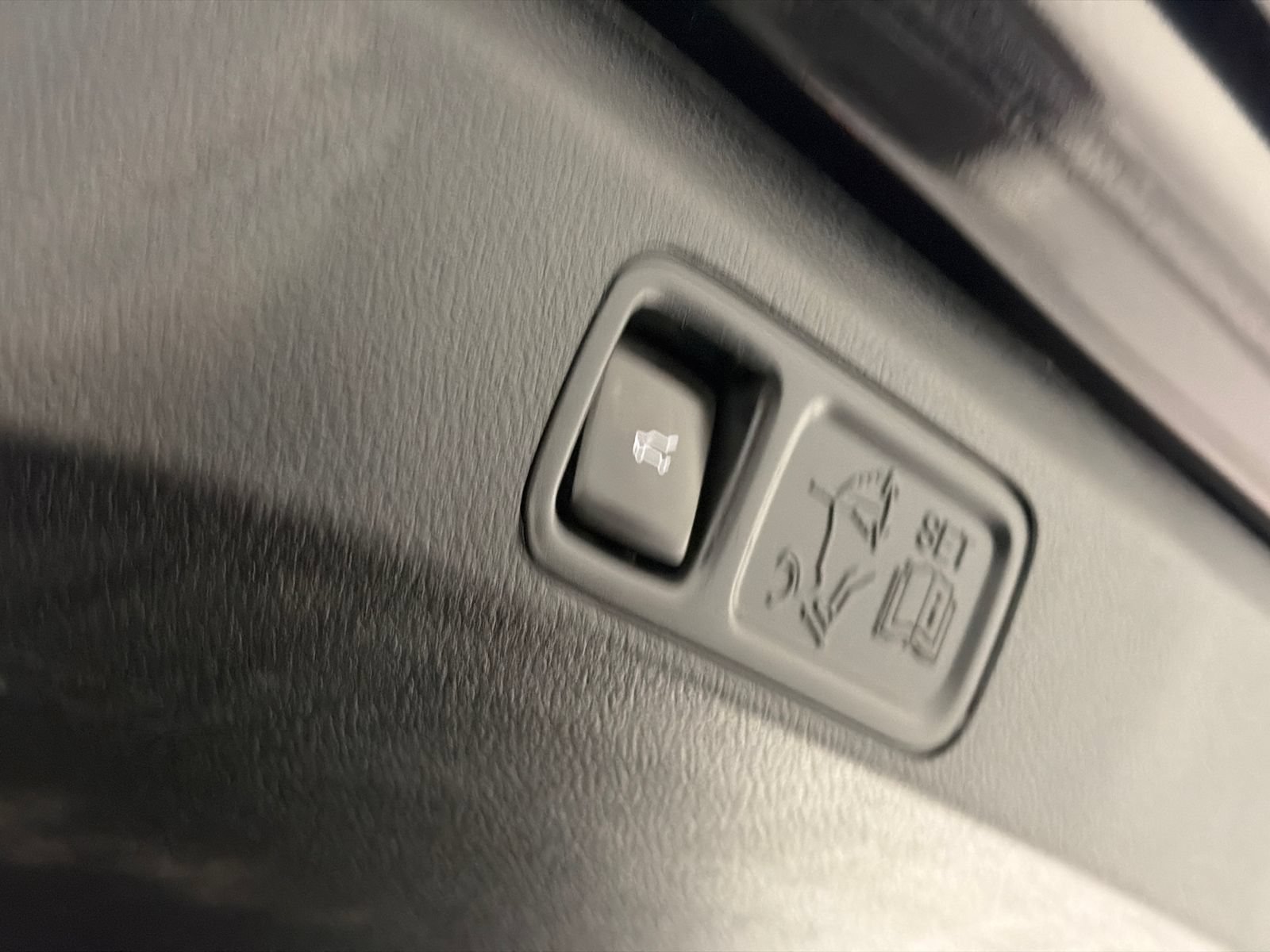 Used 2020 Lincoln Navigator Reserve AWD/4WD image 10