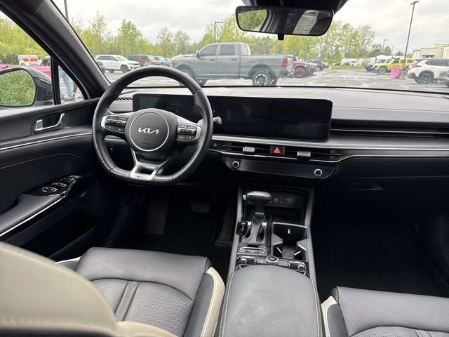 Certified 2025 Kia K5 GT-Line w/ GT-Line Premium Package AWD/4WD image 9