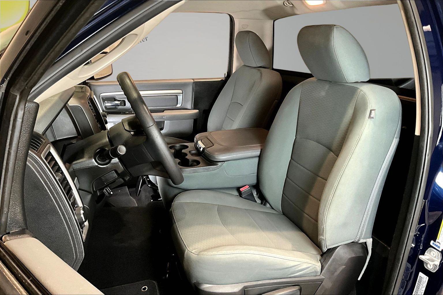 Used 2018 RAM 1500 Express RWD image 21