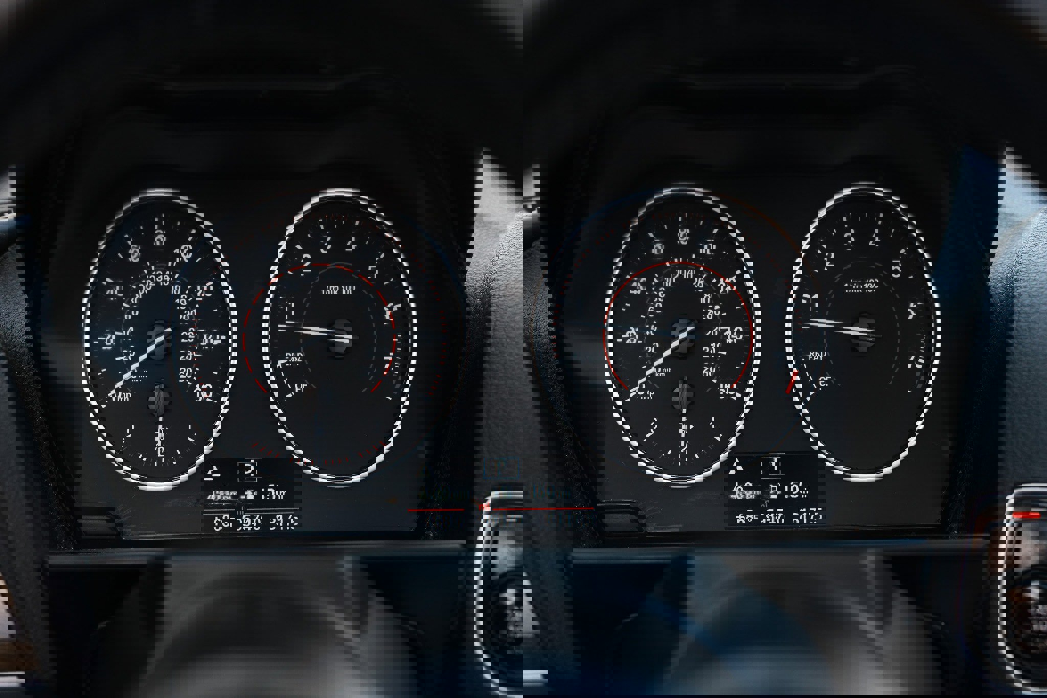 Used 2015 BMW M235i Convertible image 31