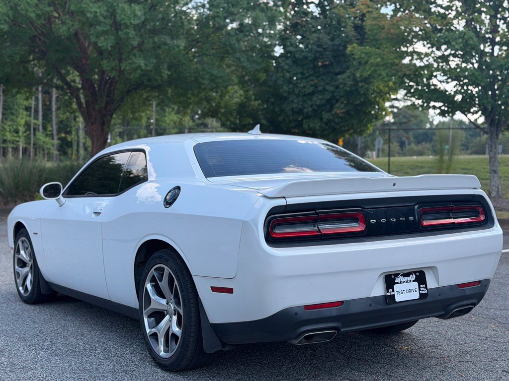 Used 2015 Dodge Challenger R/T Plus RWD image 3