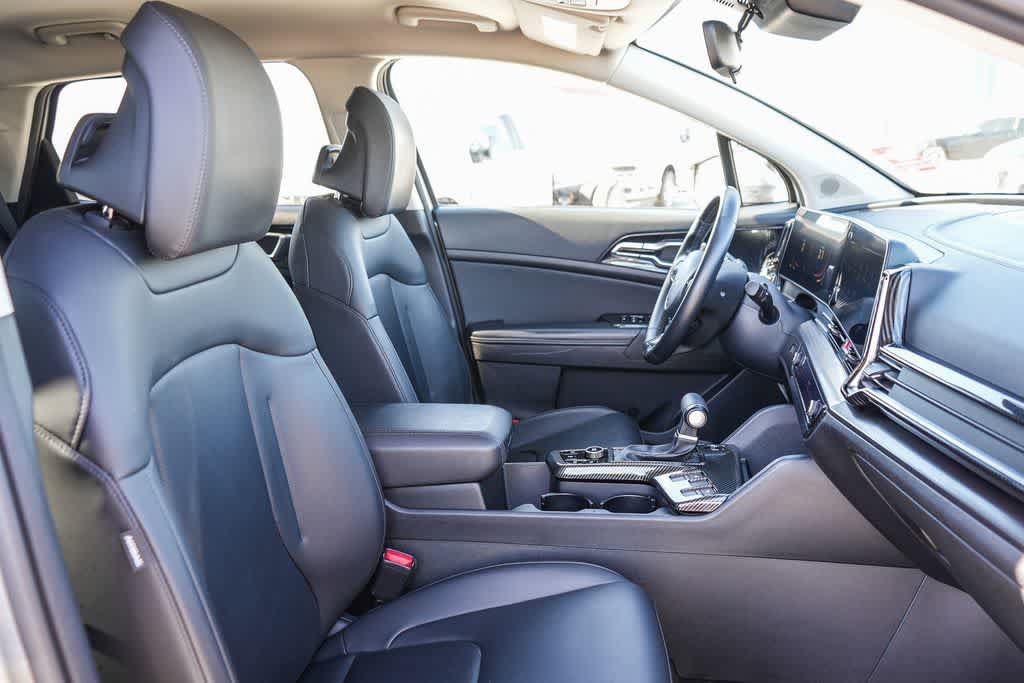Used 2024 Kia Sportage EX FWD image 16