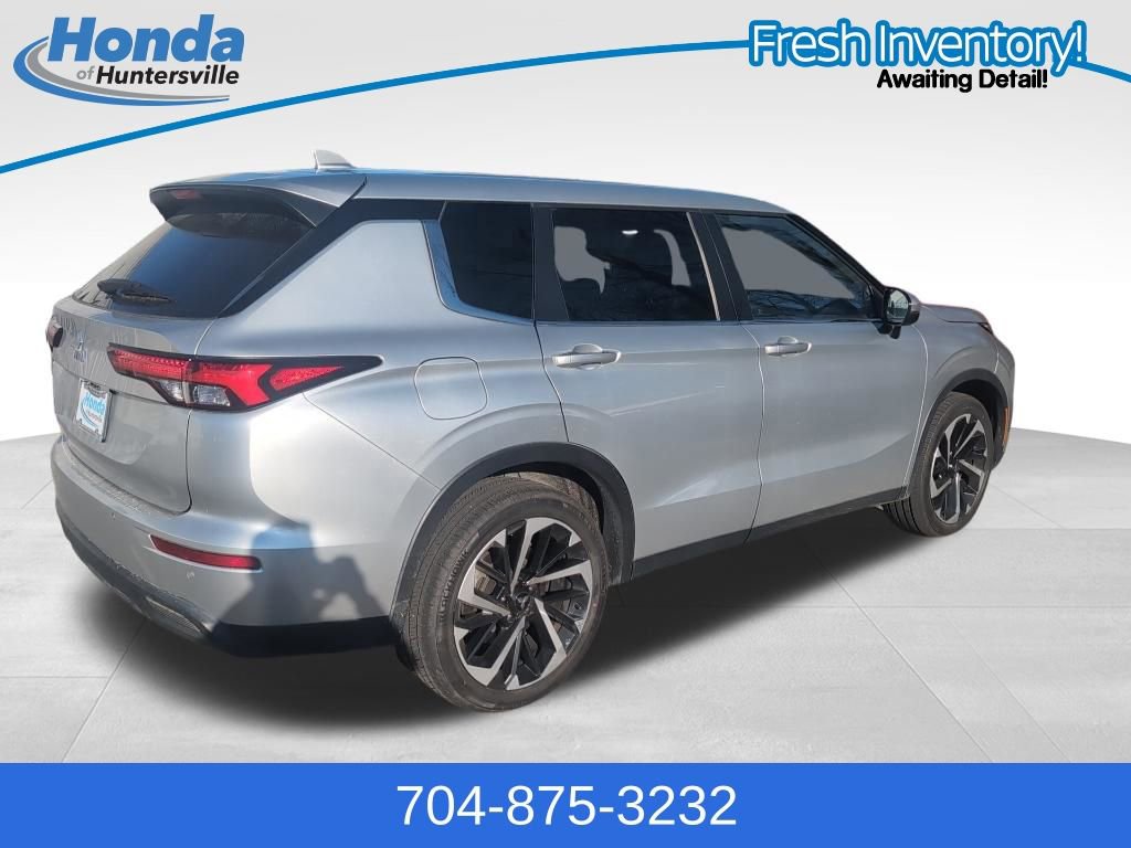 Used 2022 Mitsubishi Outlander ES image 8