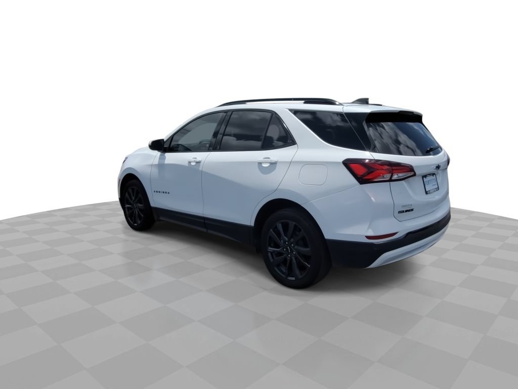 Certified 2022 Chevrolet Equinox RS w/ RS Leather Package FWD image 6
