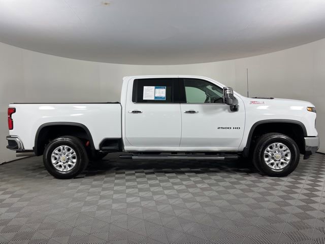 Used 2026 Chevrolet Silverado 2500 LTZ w/ LTZ Premium Package image 11