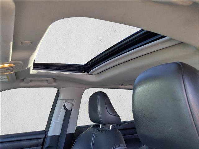 Used 2020 Toyota Highlander XLE image 17