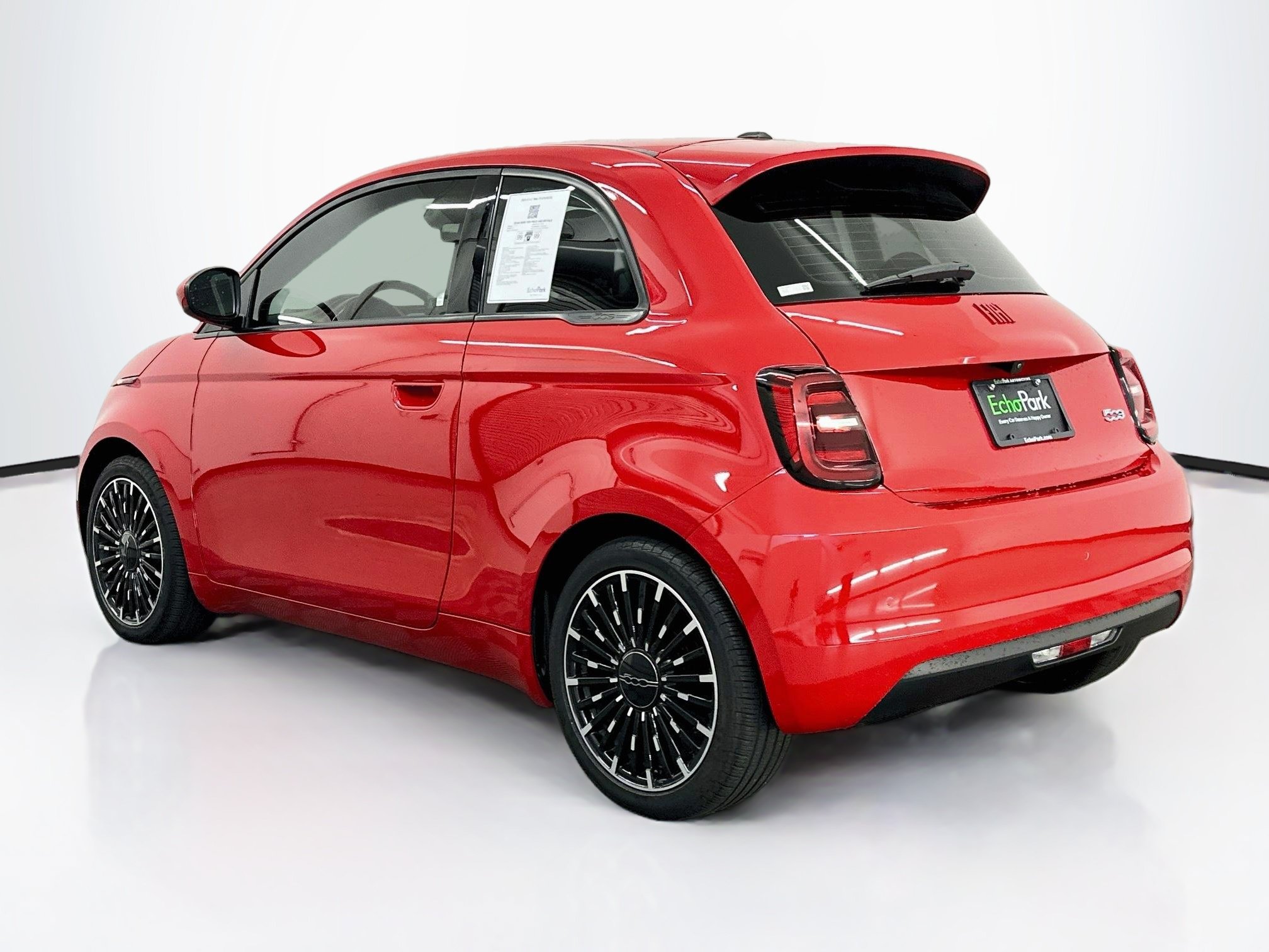Used 2024 FIAT 500 e (RED) FWD image 5