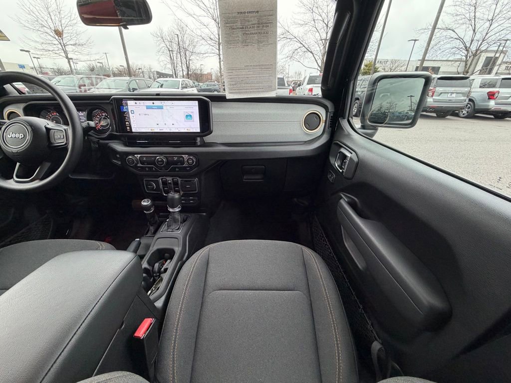 Certified 2025 Jeep Gladiator Sport image 15
