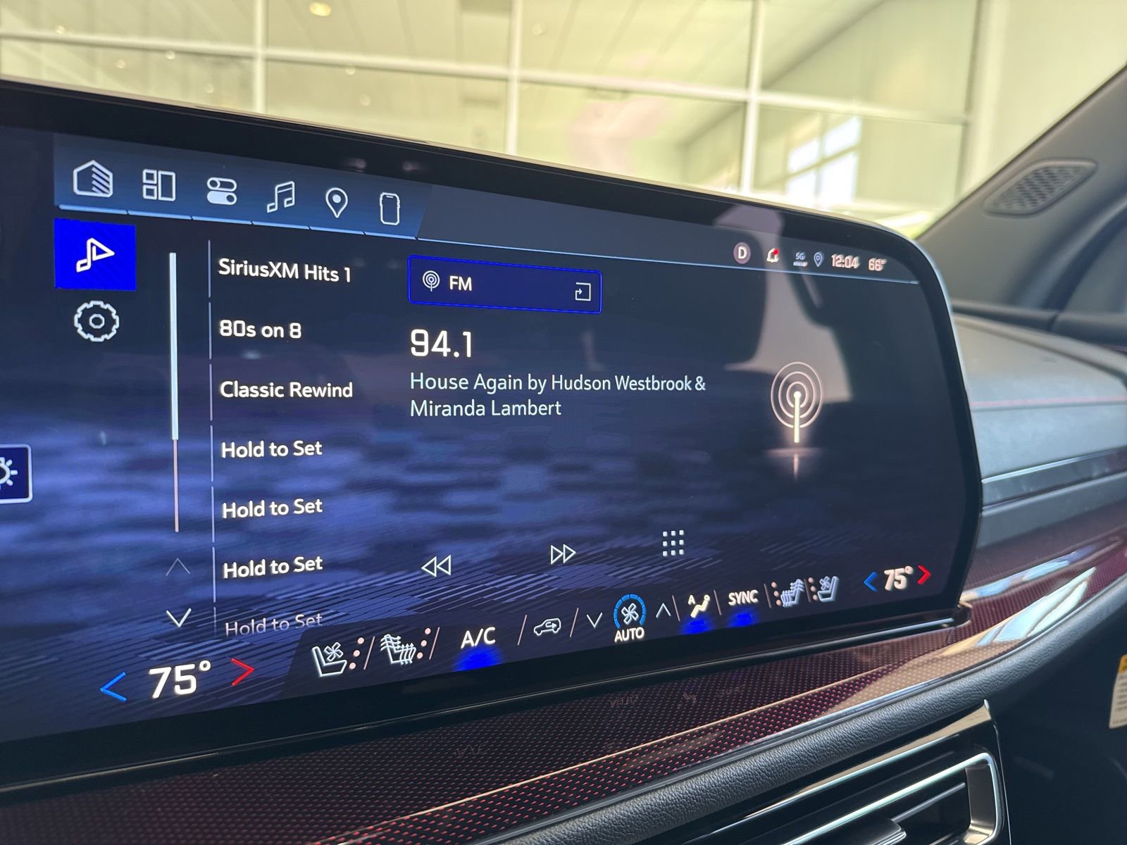 New 2026 Chevrolet Traverse RS w/ LPO, Floor Liner Package image 34