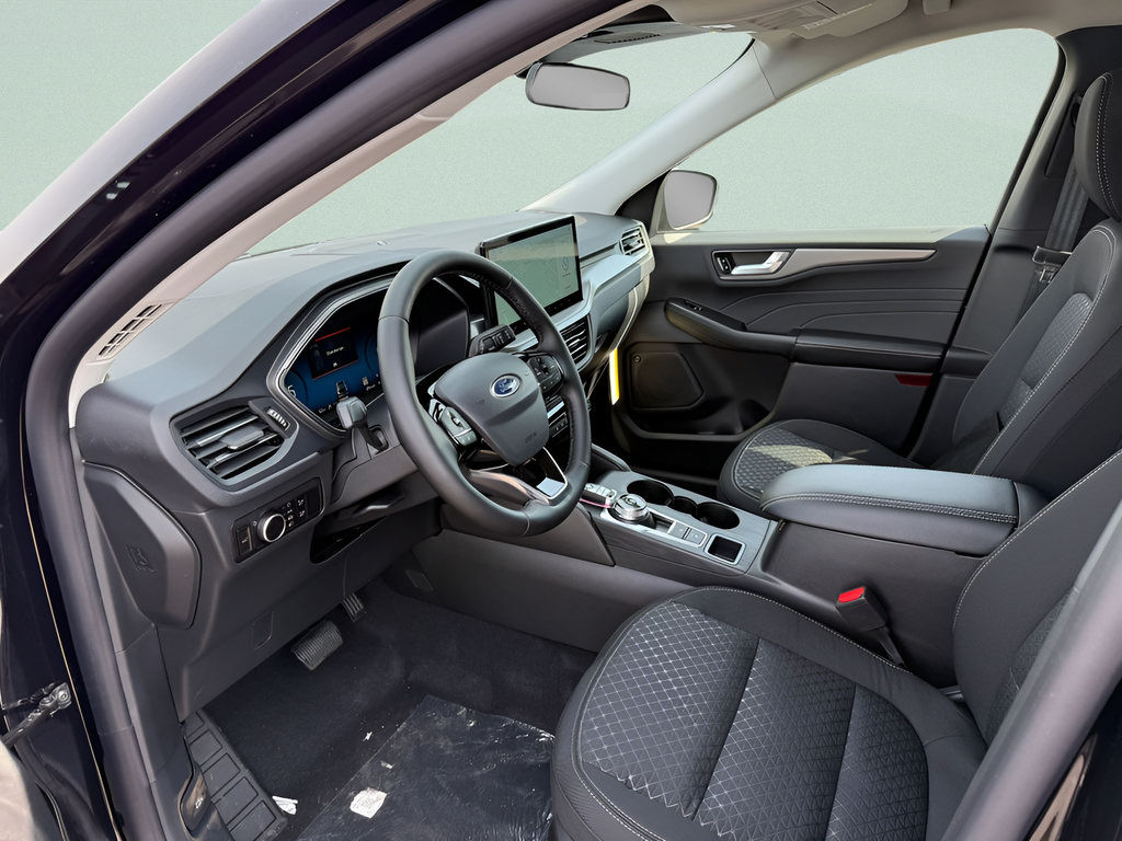 New 2026 Ford Escape Active w/ Active Premium Tech Pack AWD/4WD image 3