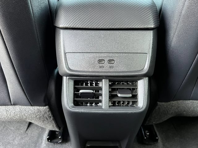 Used 2026 Chevrolet Equinox LT w/ Convenience Package II AWD/4WD image 36