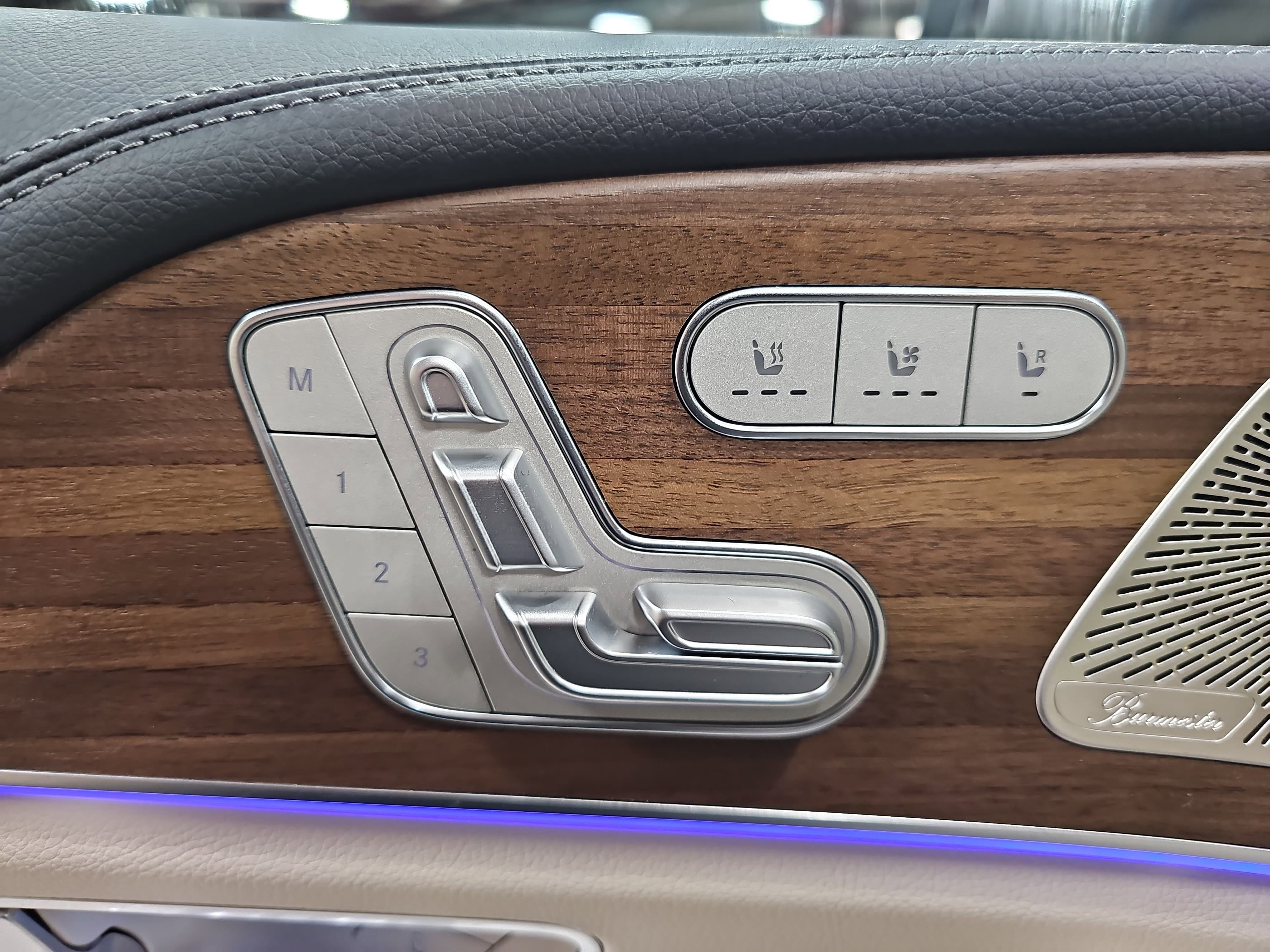 New 2026 Mercedes-Benz GLE 450e 4MATIC image 30