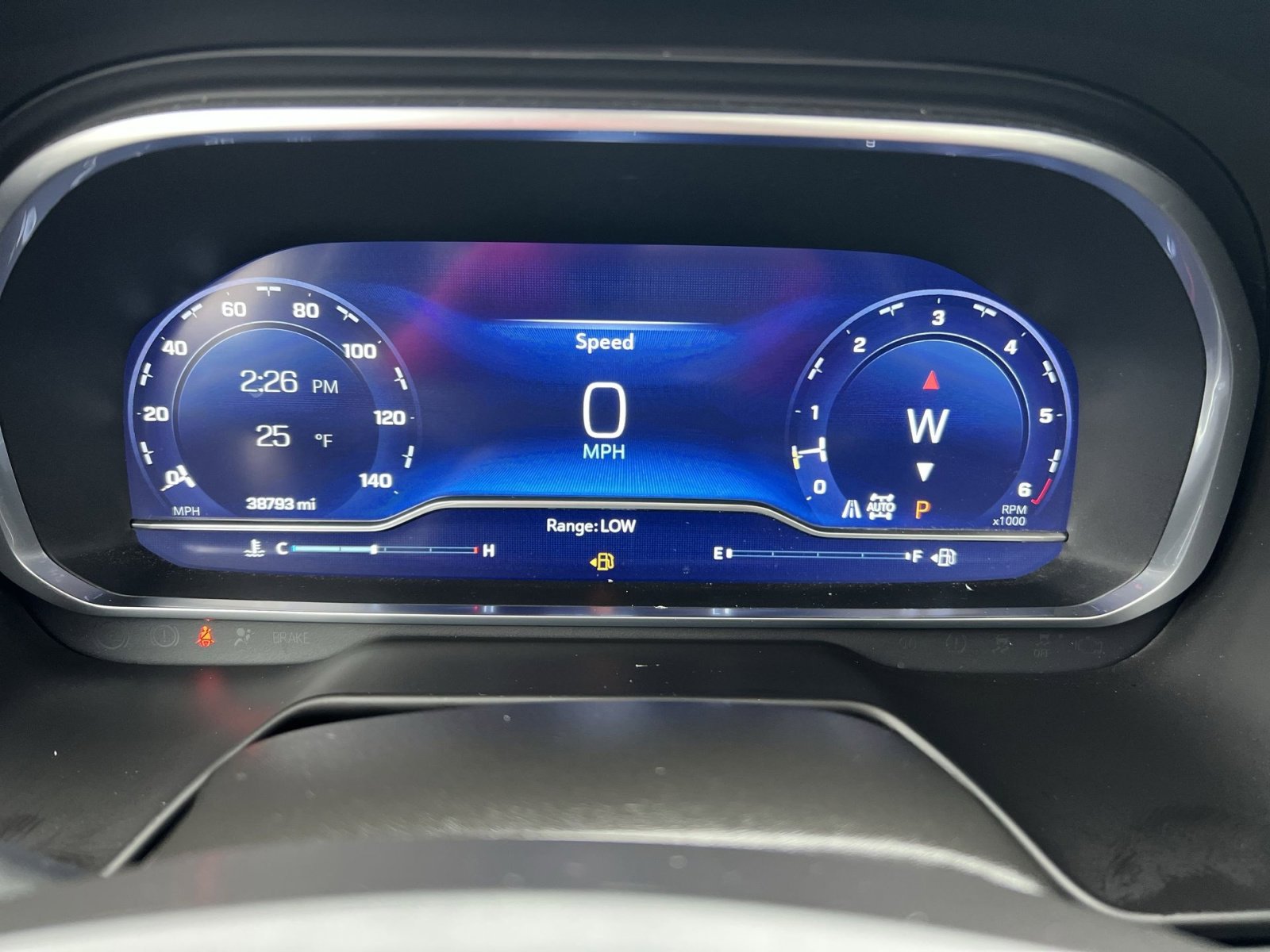 Used 2023 Chevrolet Tahoe Z71 w/ Luxury Package image 17