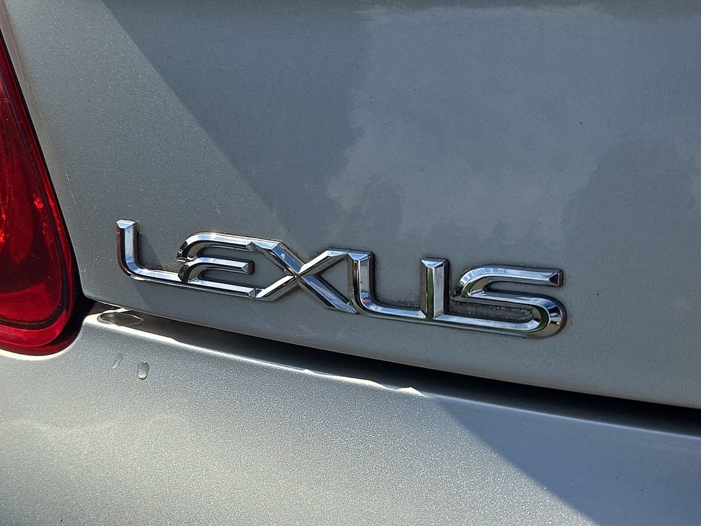 Used 2004 Lexus SC 430 Convertible RWD image 28