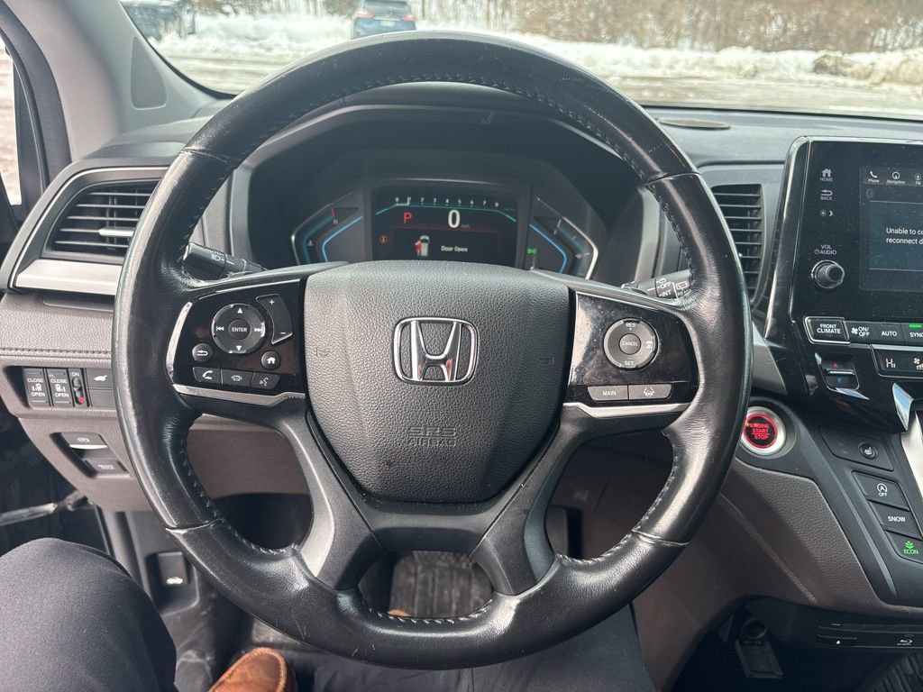 Used 2018 Honda Odyssey Touring image 12