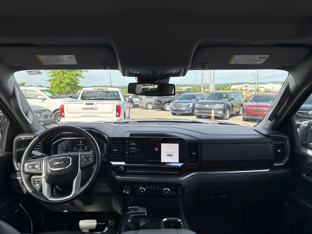 Used 2024 GMC Sierra 1500 SLT w/ SLT Premium Package AWD/4WD image 18