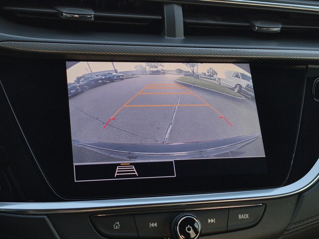 Certified 2022 Buick Encore GX Select w/ Sport Touring Package FWD image 24