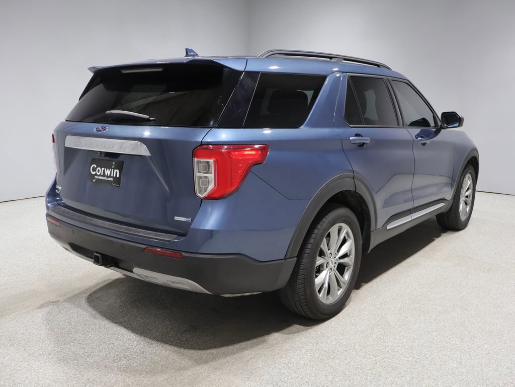 Used 2020 Ford Explorer XLT w/ Equipment Group 202A AWD/4WD image 2