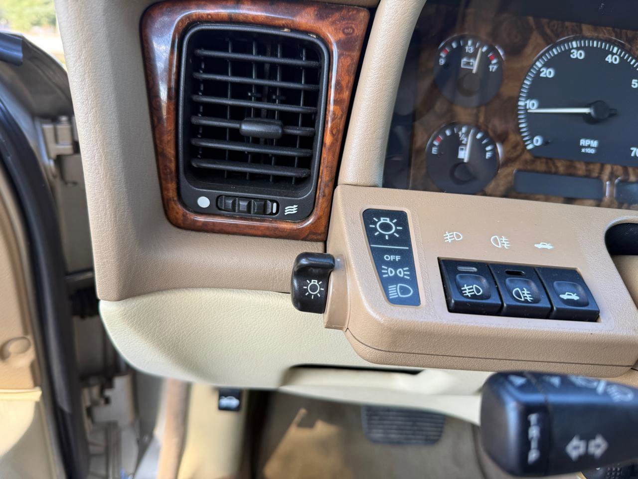 Used 1997 Jaguar XJ Vanden Plas Vanden Plas image 31