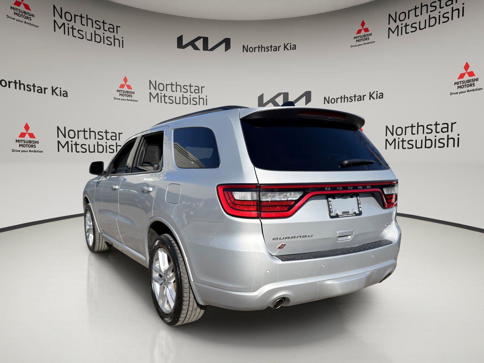 Used 2024 Dodge Durango GT AWD/4WD image 2