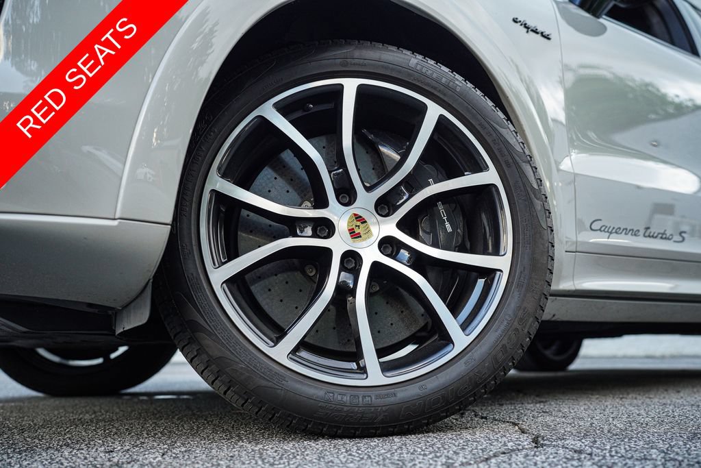 Used 2021 Porsche Cayenne Turbo S AWD/4WD image 18