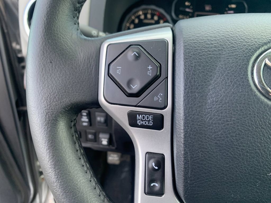 Used 2020 Toyota Tundra Limited w/ Limited Premium Package AWD/4WD image 27
