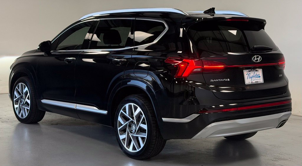 Used 2023 Hyundai Santa Fe Calligraphy FWD image 4
