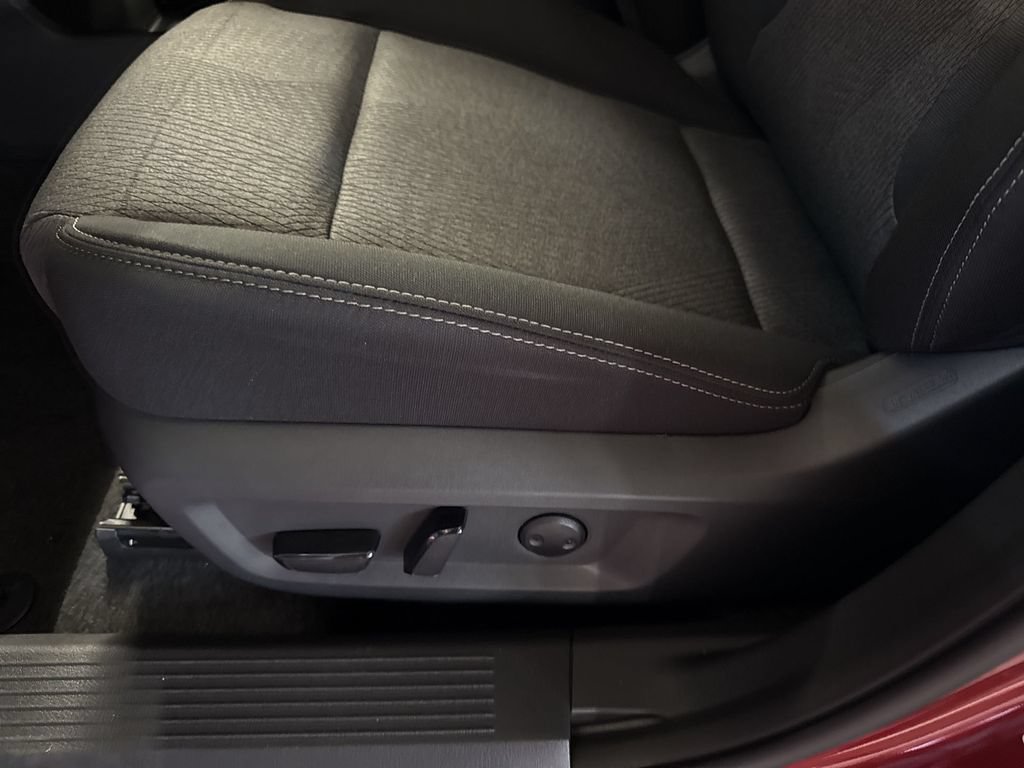 New 2026 Nissan Rogue SV w/ Cold Weather Package AWD/4WD image 14