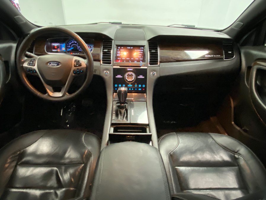 Used 2019 Ford Taurus Limited FWD image 25
