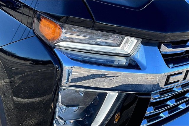 Used 2022 Chevrolet Silverado 3500 LTZ image 33