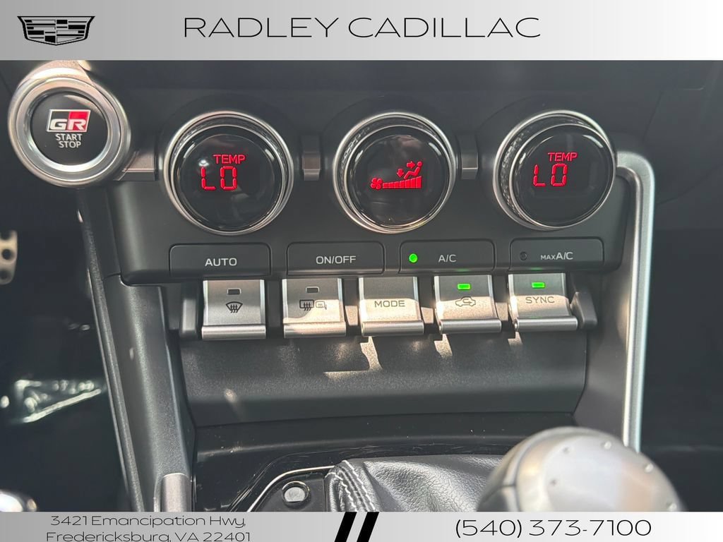 Used 2024 Toyota GR86 Premium RWD image 9