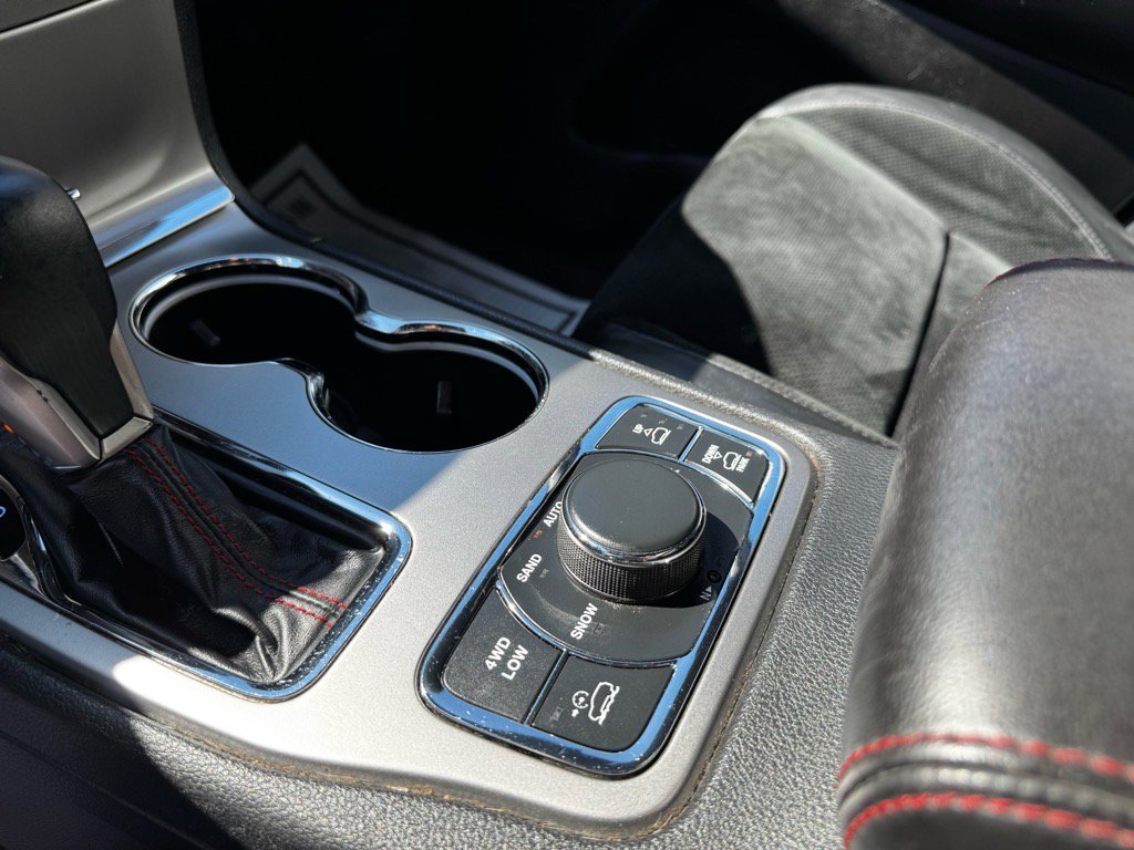 Used 2017 Jeep Grand Cherokee Trailhawk image 20