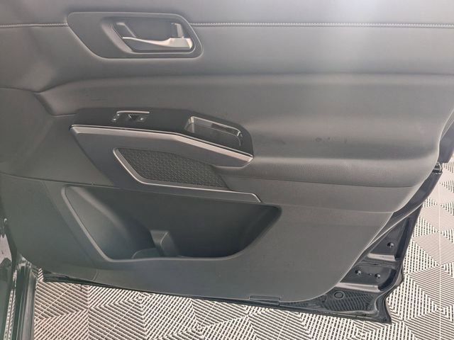 Used 2023 Nissan Pathfinder SL w/ Black Appearance Package image 36