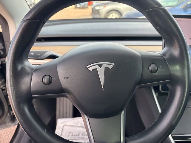 Used 2019 Tesla Model 3 Long Range image 17