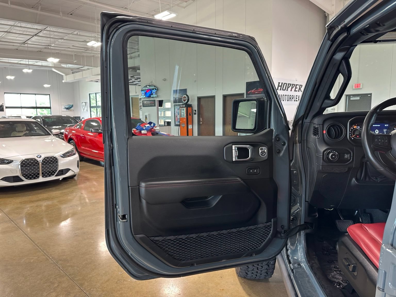Used 2024 Jeep Wrangler Unlimited Rubicon 392 AWD/4WD image 11