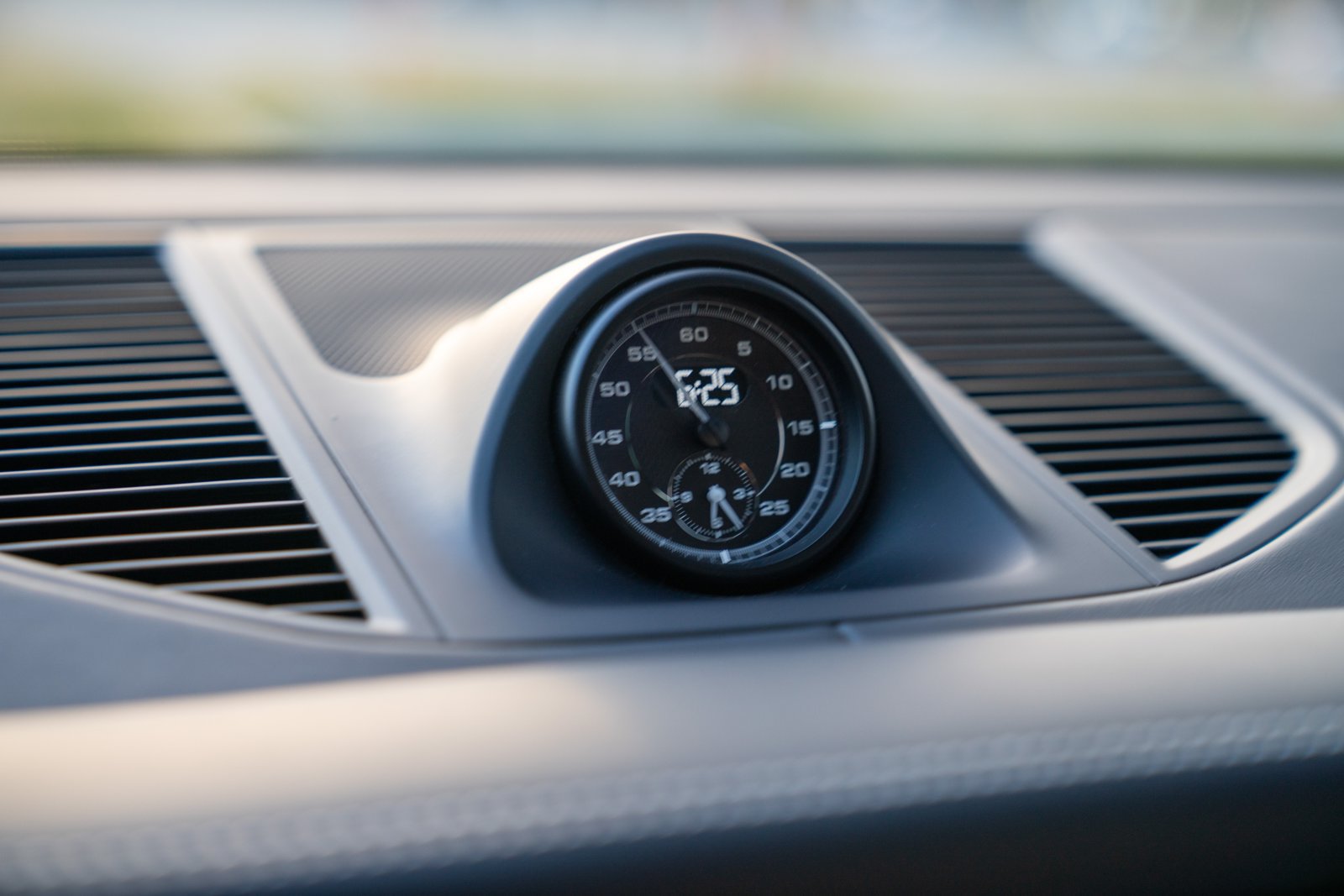 Certified 2023 Porsche Macan GTS AWD/4WD image 17