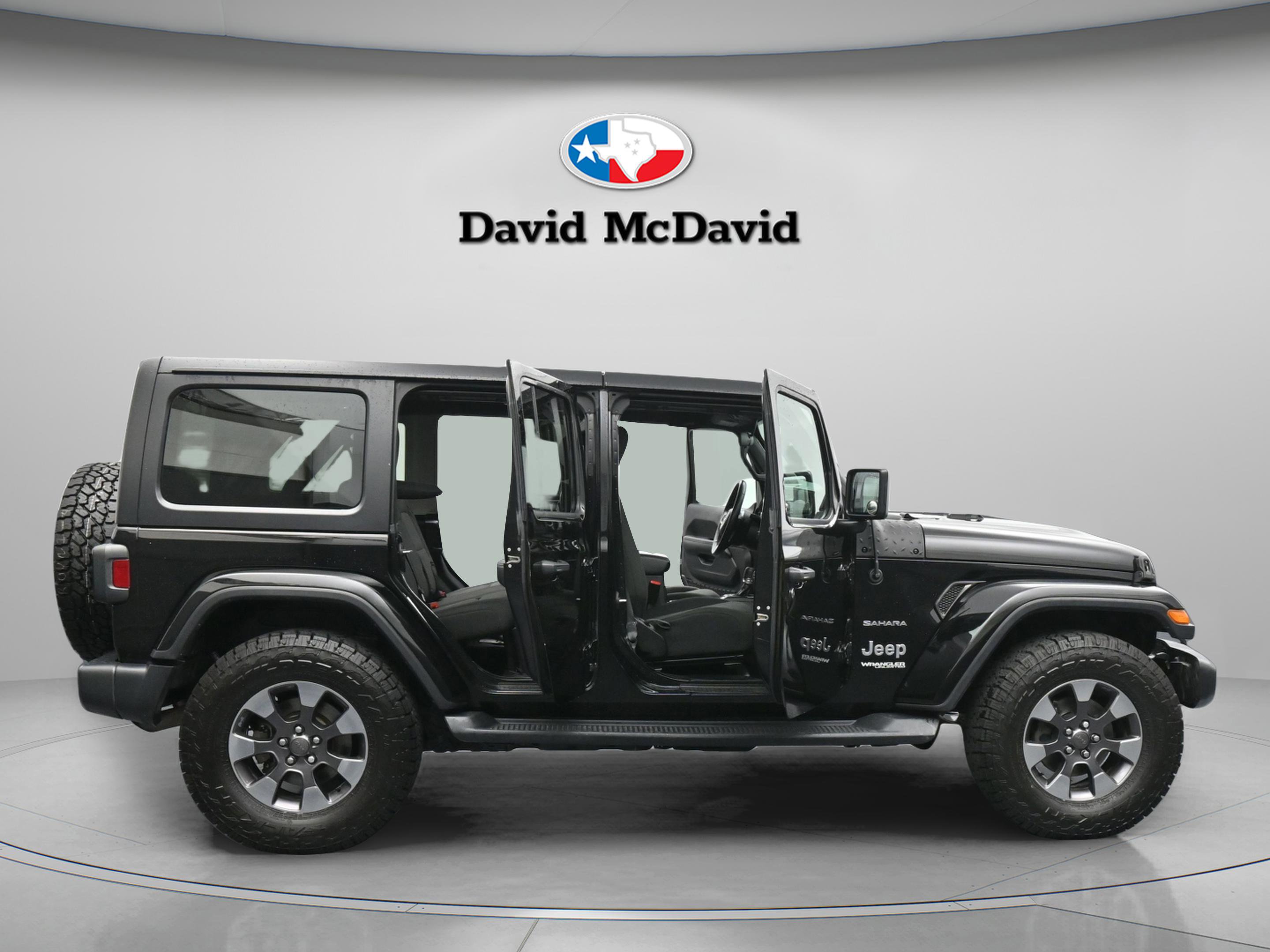 Used 2018 Jeep Wrangler Unlimited Sahara AWD/4WD image 40
