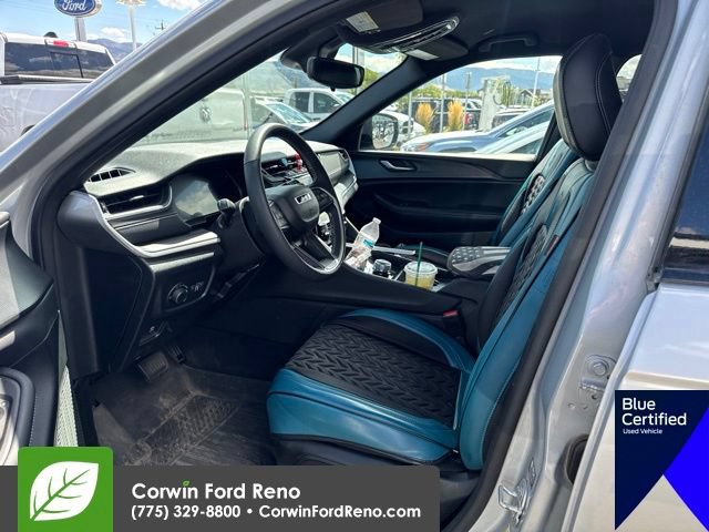 Used 2024 Jeep Grand Cherokee Altitude AWD/4WD image 11
