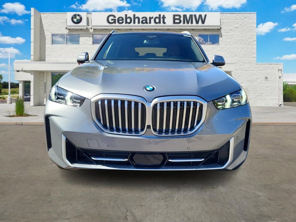 Certified 2026 BMW X5 xDrive40i w/ Climate Comfort Package image 2