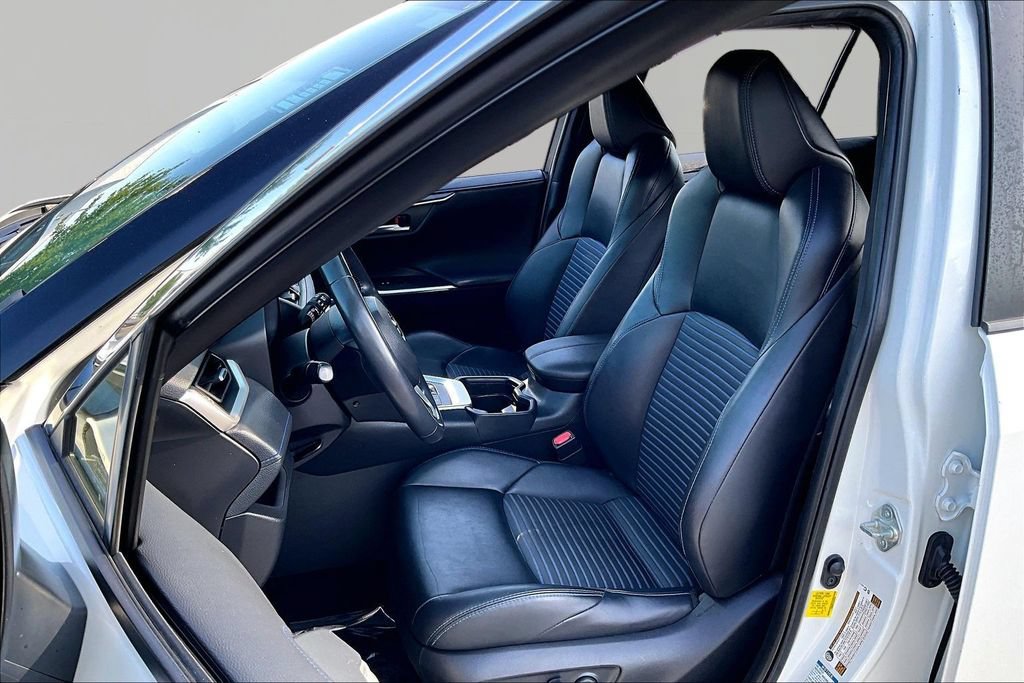 Used 2020 Toyota RAV4 XSE AWD/4WD image 18