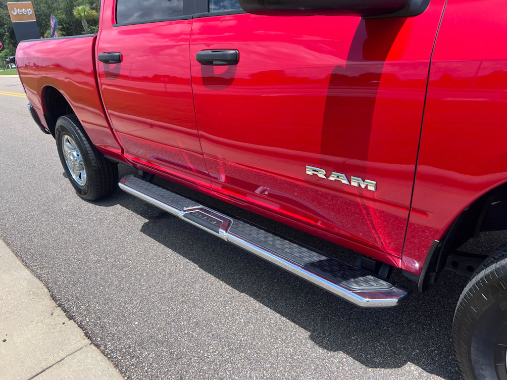 Certified 2024 RAM 2500 Big Horn w/ Bed Utility Group AWD/4WD image 3