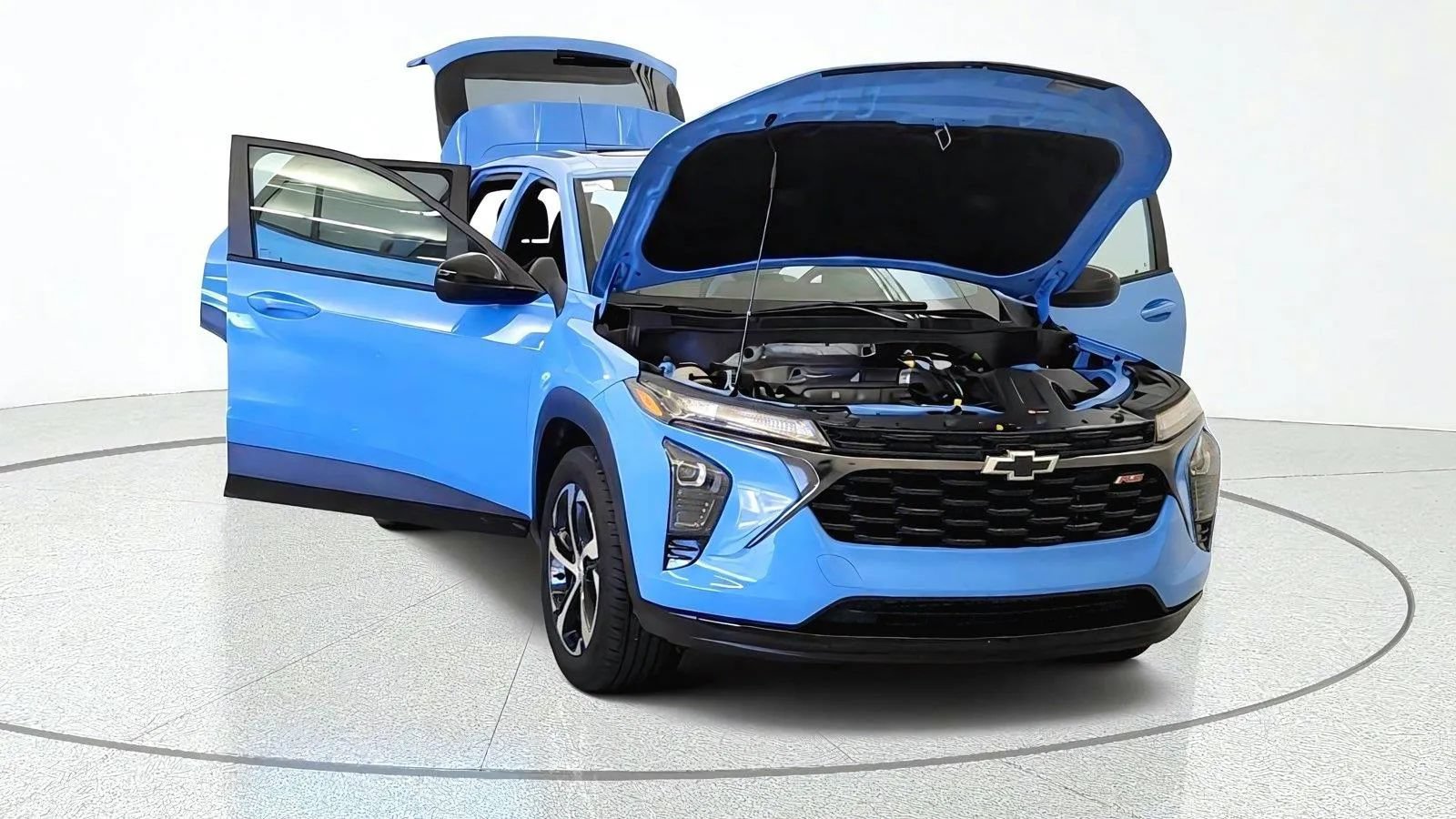 Used 2024 Chevrolet Trax RS w/ Sunroof Package FWD image 12