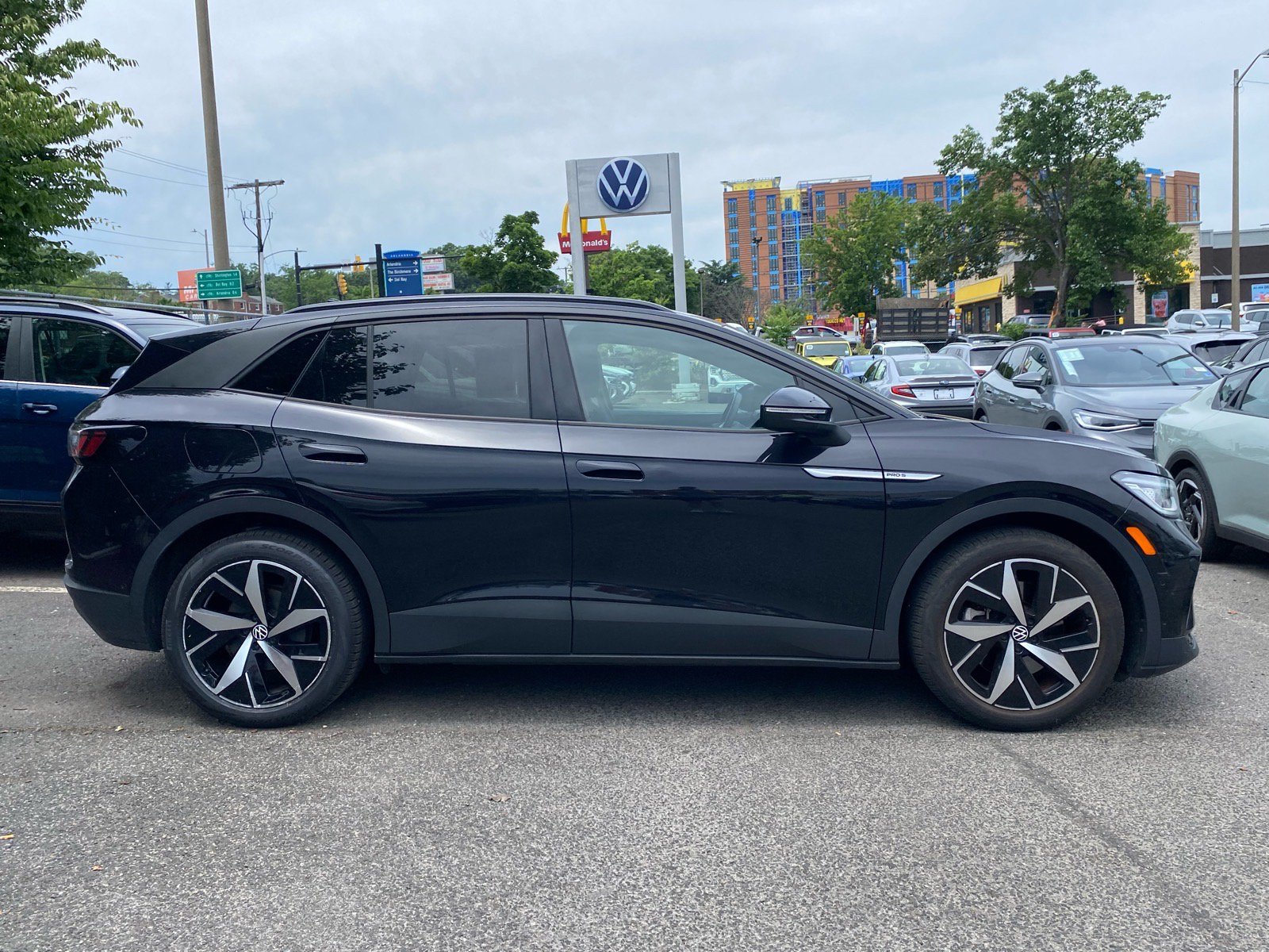 Certified 2023 Volkswagen ID.4 Pro S RWD image 2