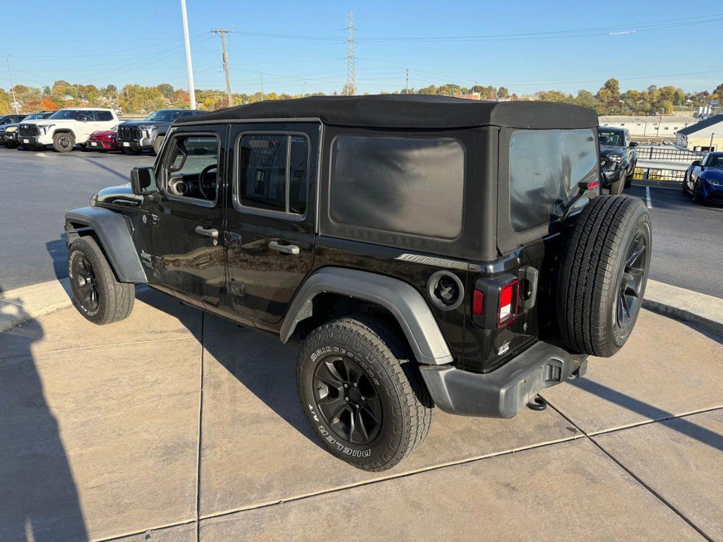 Used 2018 Jeep Wrangler Unlimited Sport S image 10