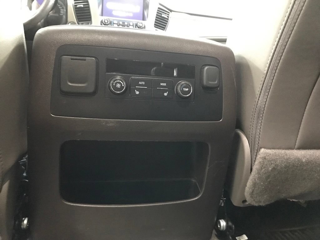 Used 2019 GMC Yukon Denali AWD/4WD image 12