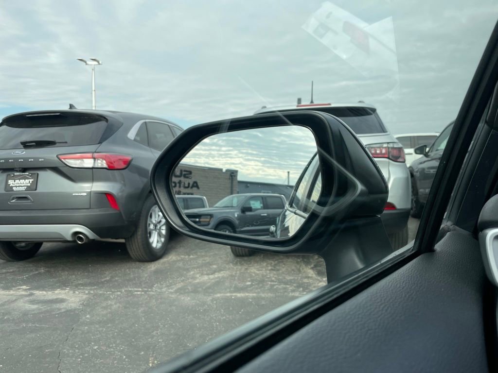 Used 2024 Toyota Corolla XSE FWD image 34