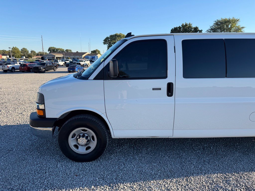 Used 2017 Chevrolet Express 3500 LT w/ LT Preferred Equipment Group RWD image 25